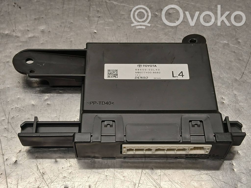 Toyota Corolla E210 E21 Climate control unit 
