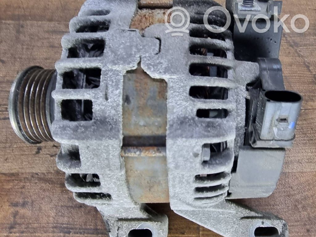 Volvo S60 Ģenerators 