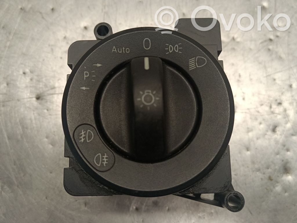 Mercedes-Benz Sprinter W906 Interruptor de luz 