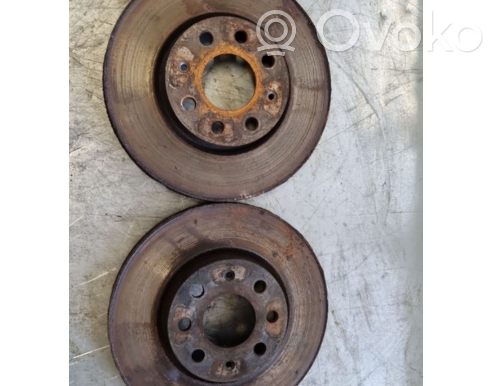 Opel Adam Tarcza hamulca przedniego 