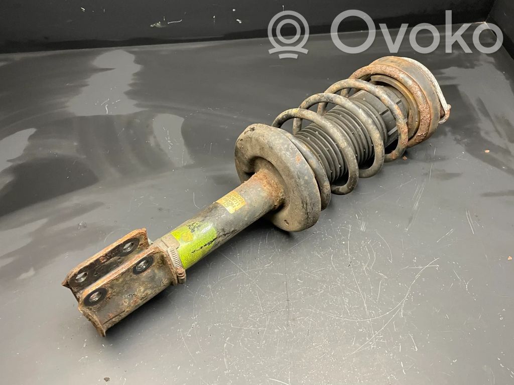 Opel Corsa B Priekšpusē amortizators 