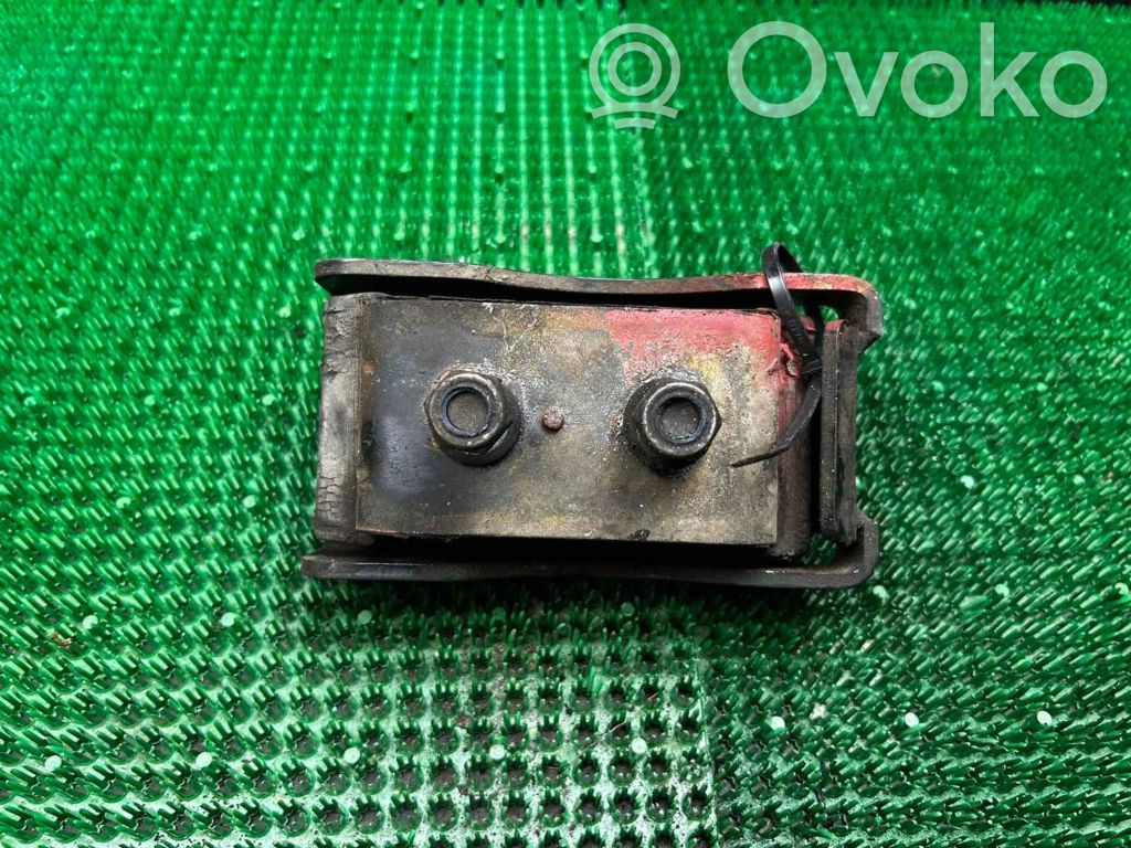Iveco Daily 35 - 40.10 Engine mount bracket 