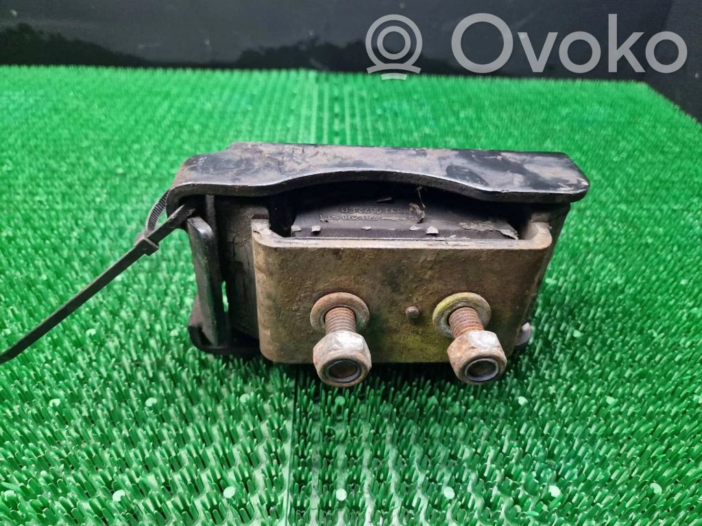 Iveco Daily 35 - 40.10 Engine mount bracket 
