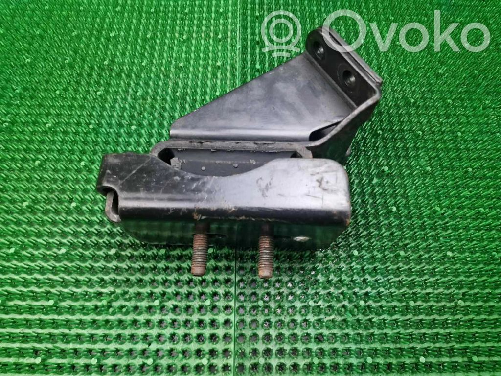 Iveco Daily 35 - 40.10 Engine mount bracket 