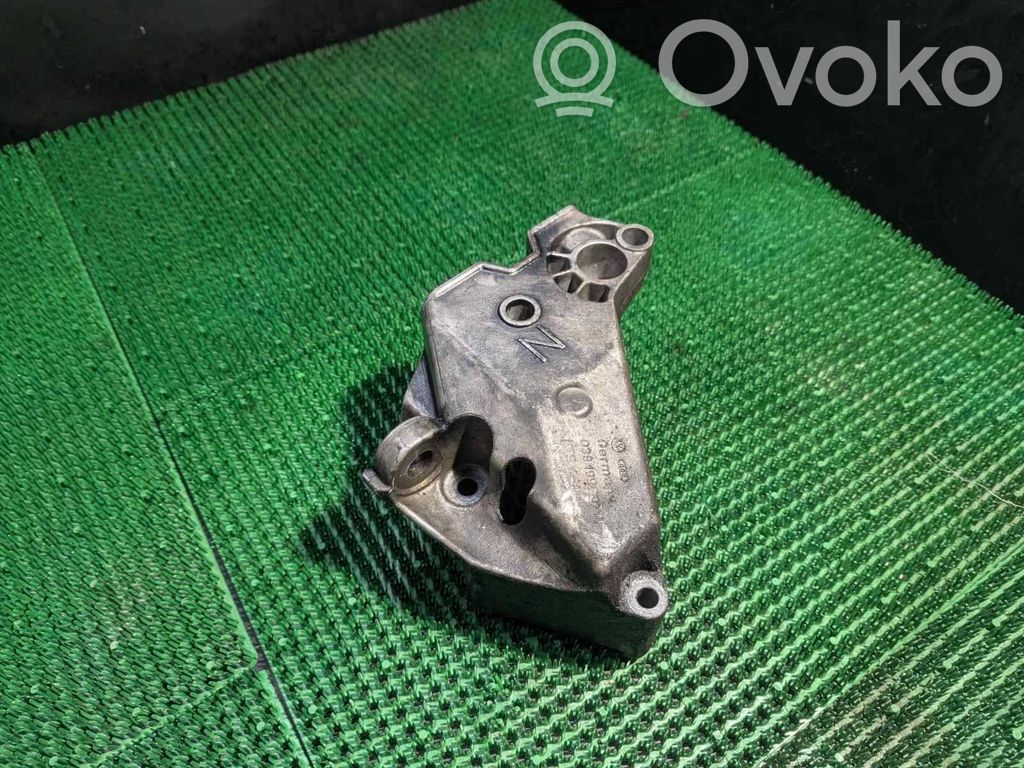 Audi A3 S3 8L Engine mounting bracket 