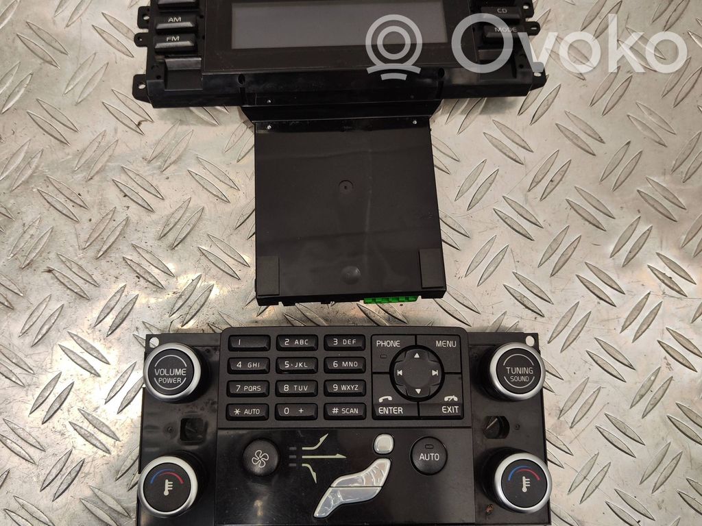 Volvo V70 Climate control unit 