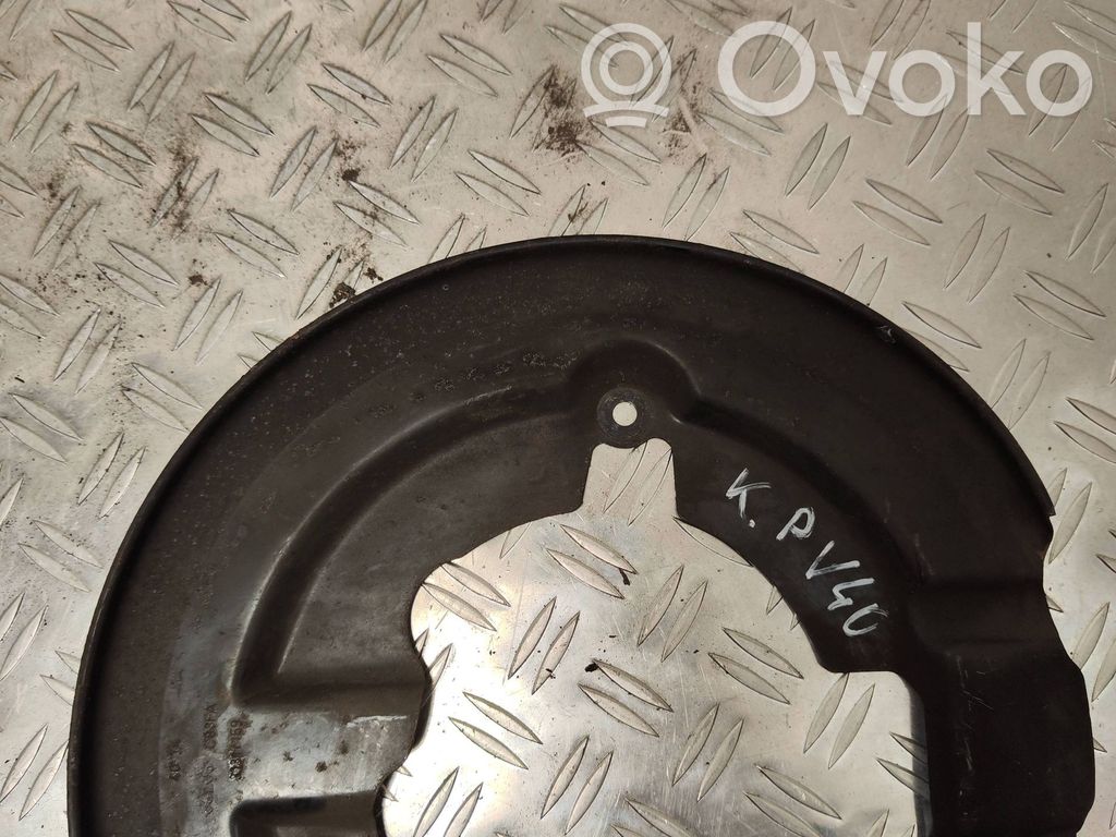 Volvo V40 Etujarrun jarrulevyn pölysuojalevy 