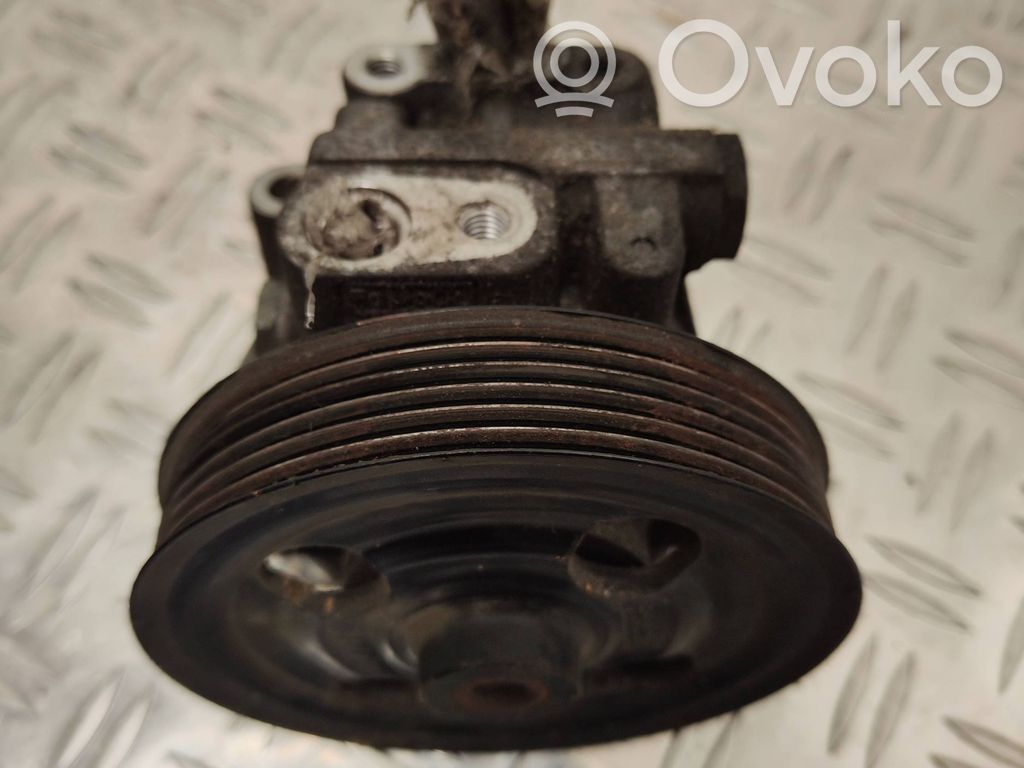 Ford Mondeo MK IV Power steering pump 