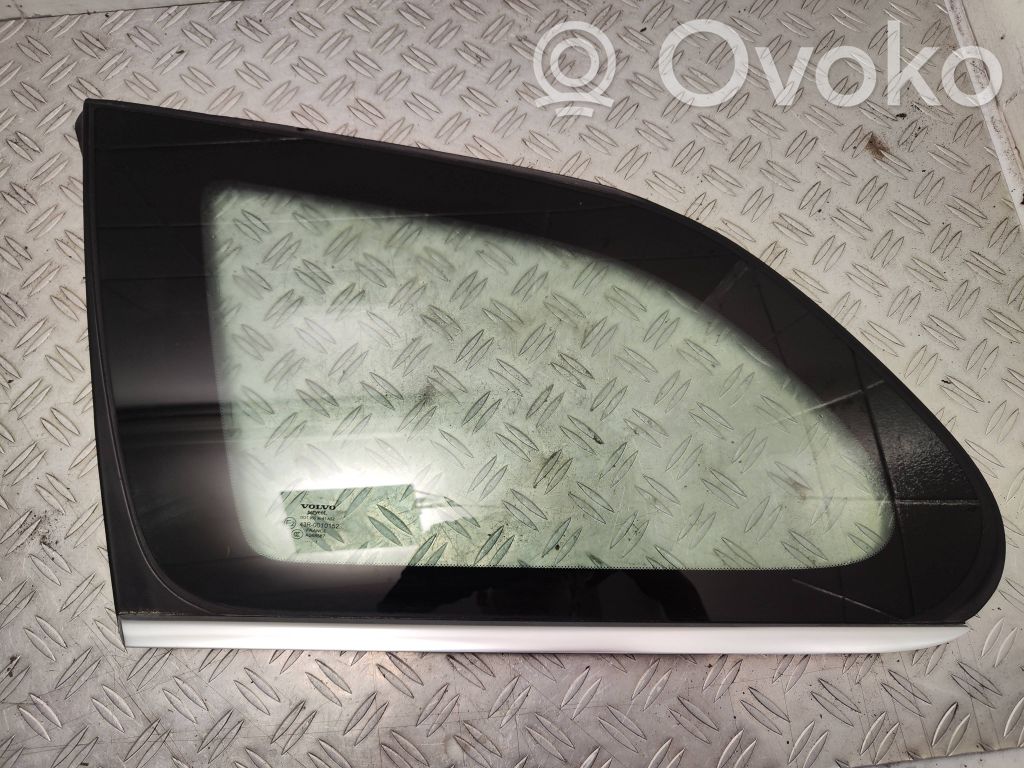 Volvo XC60 Rear side window 