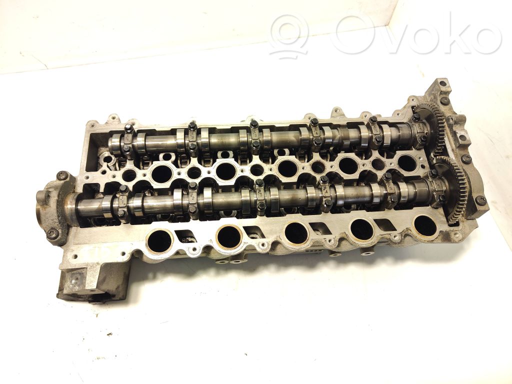 Engine head   30777365