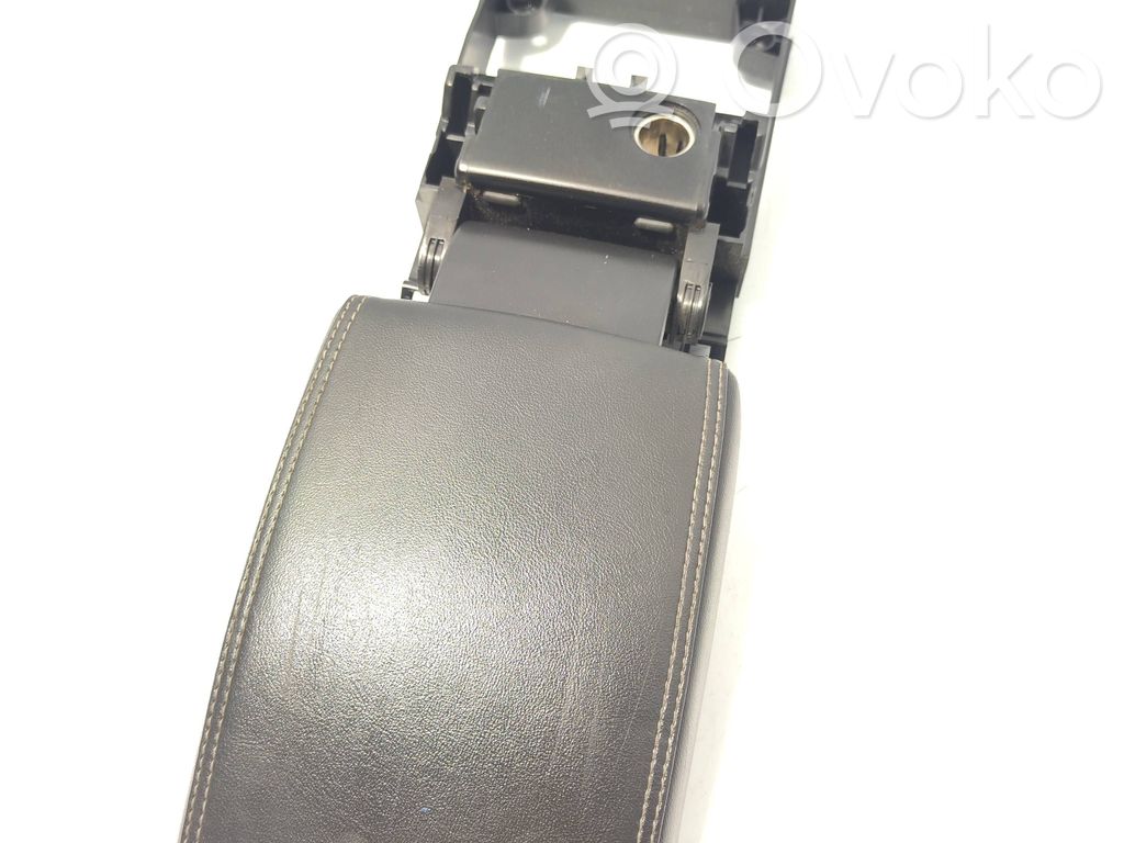 Volvo V60 Armrest 