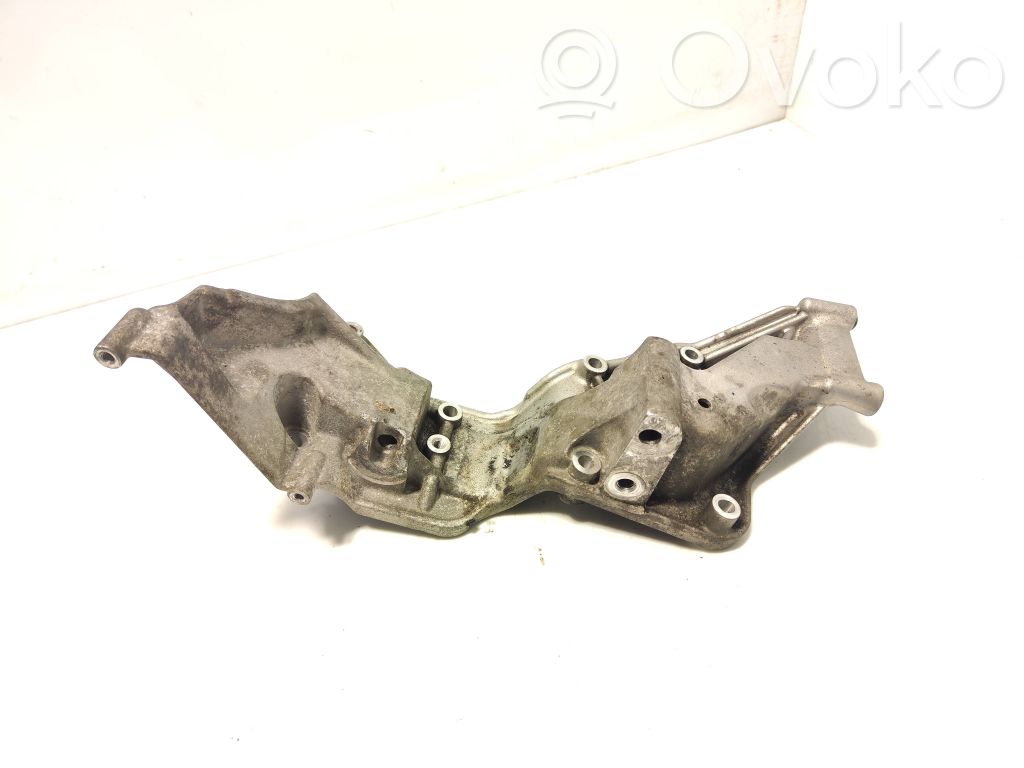 Generator/alternator bracket   31367268