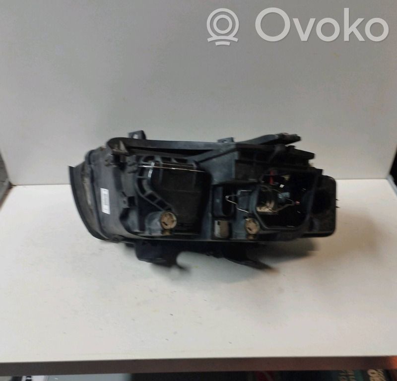 Audi A4 S4 B6 8E 8H Scheinwerfer 