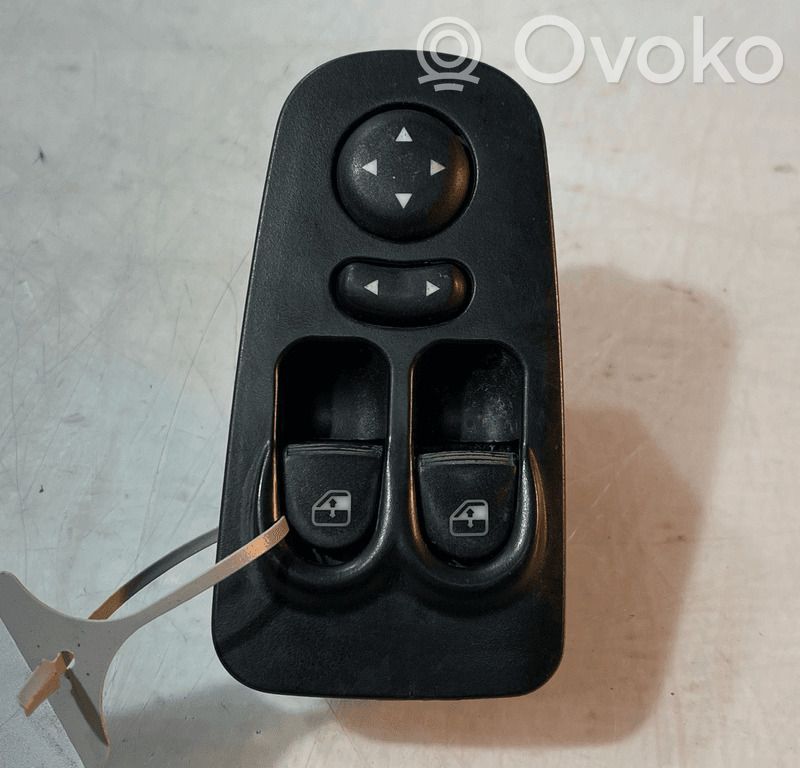 Peugeot 1007 Multifunctional control switch/knob 
