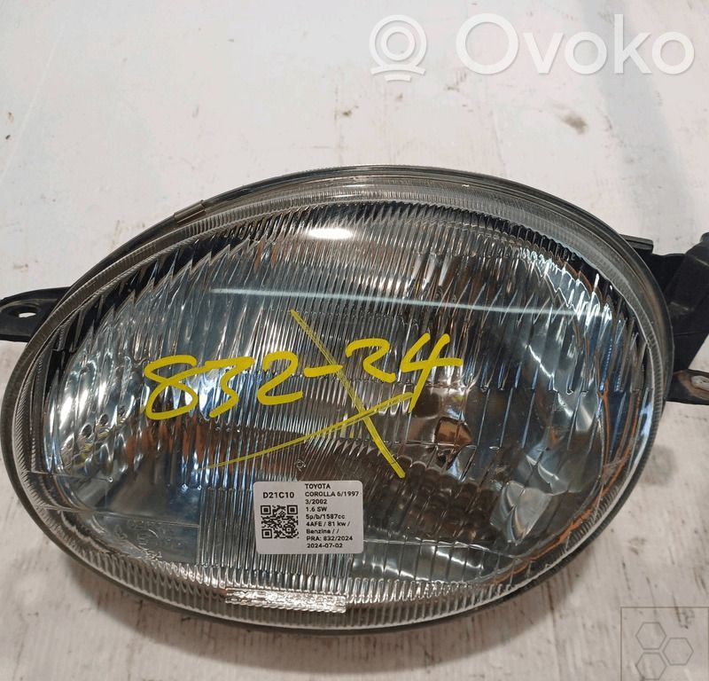 Toyota Corolla E110 Phare frontale 