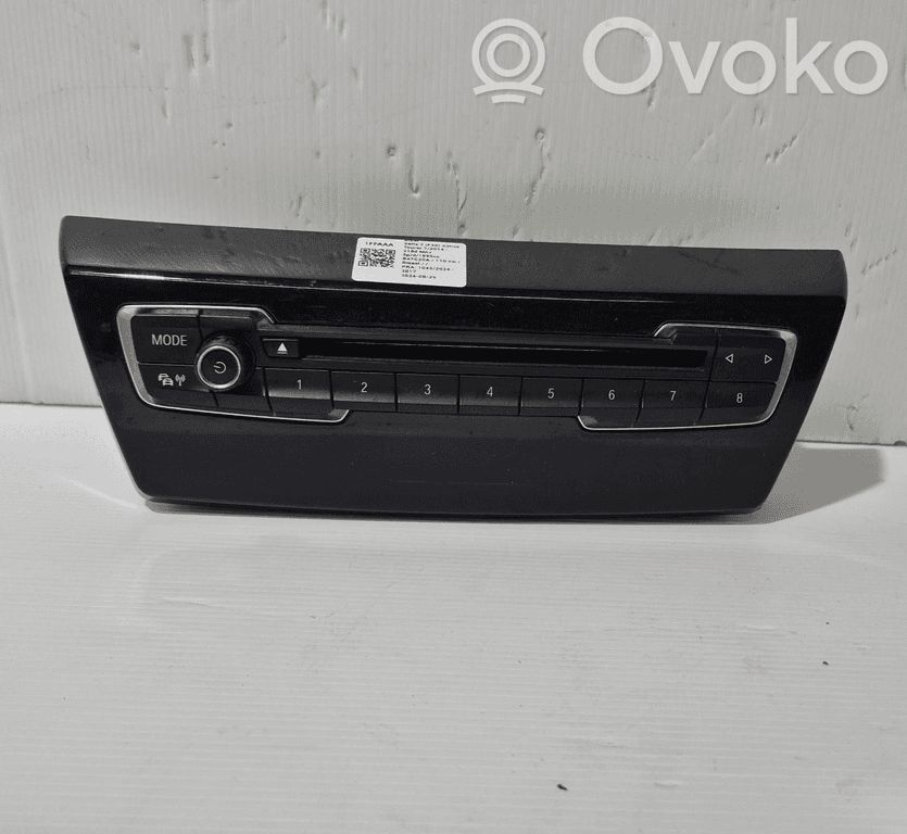 BMW 2 F45 Panel / Radioodtwarzacz CD/DVD/GPS 