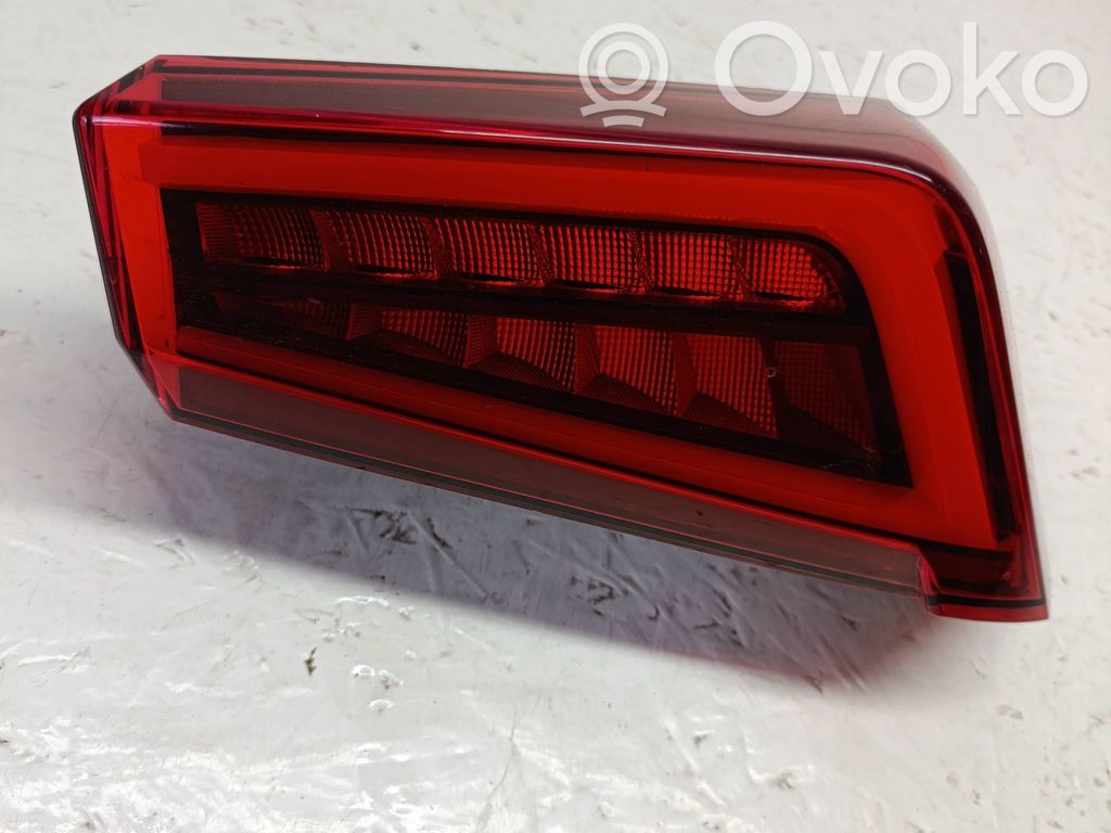 Cupra Born Rear/tail lights 