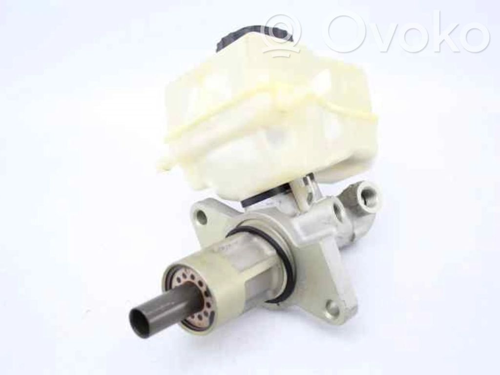 BMW 1 E81 E87 Master brake cylinder 