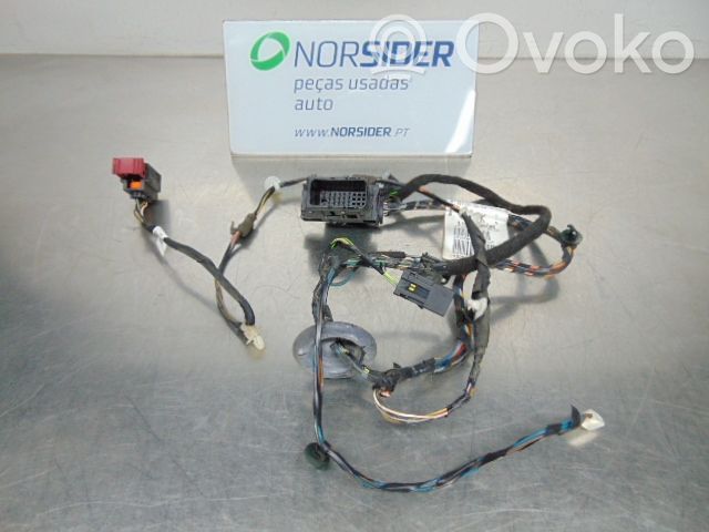 Opel Corsa D Cableado de puerta delantera 