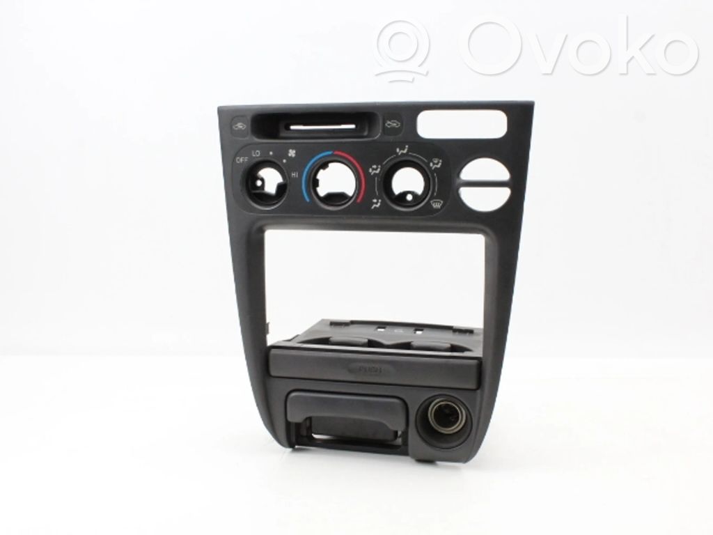 Toyota Corolla E110 Embellecedor de la consola central 