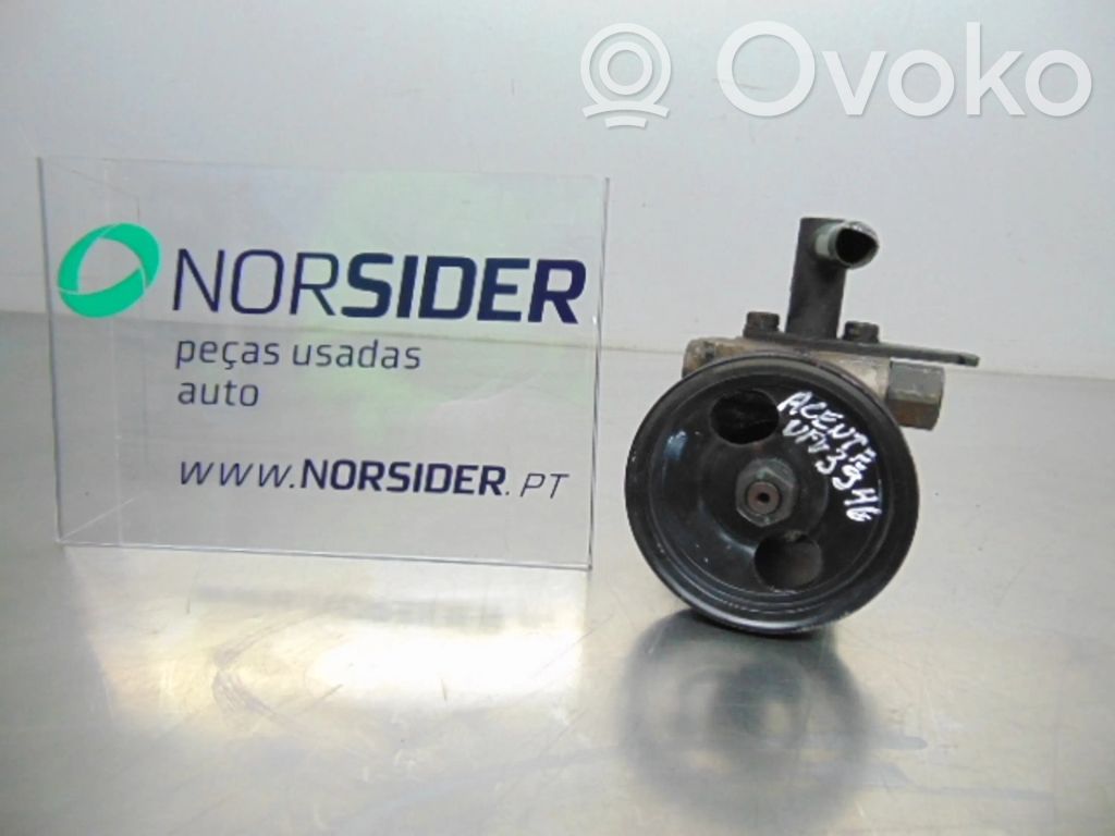Hyundai Accent Power steering pump 