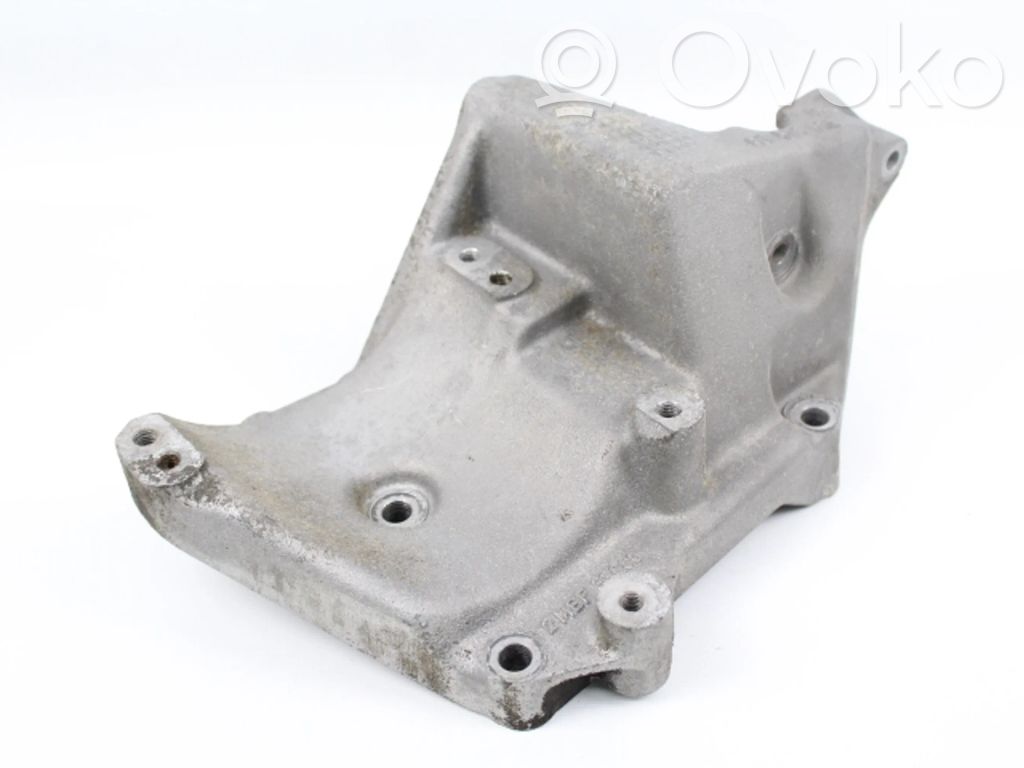 Opel Vectra B Generator/alternator bracket 