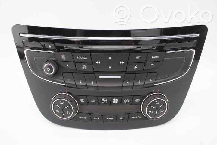 Peugeot 508 RXH Climate control unit 
