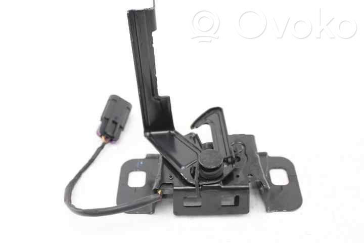 Chevrolet Cruze Tie down hook / loop 