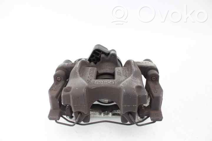 Ford Focus Tylny zacisk hamulcowy 