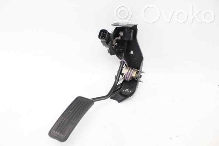 Gaspedal   8928152021,1983003041
