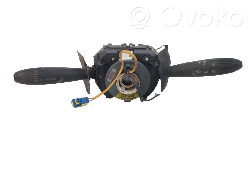 Fiat Doblo Interruptor/palanca de limpiador de luz de giro 