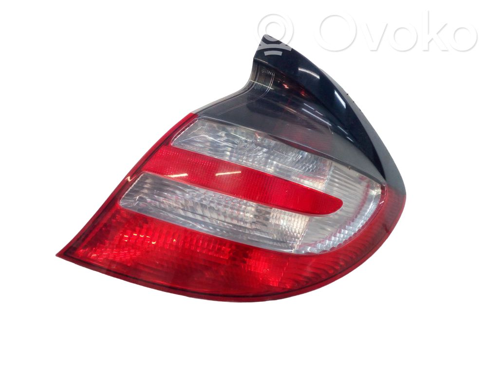 Mercedes-Benz C W203 Luci posteriori 