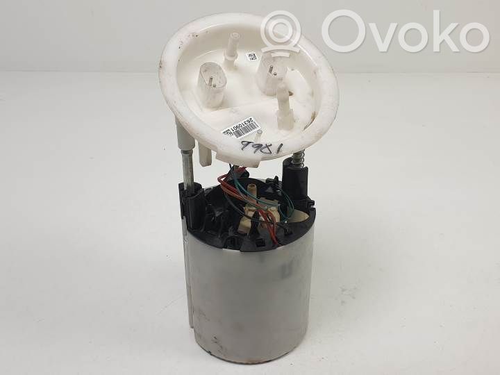 Bomba interna de combustible   7197073