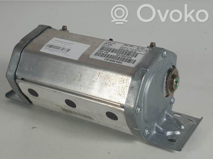 Matkustajan turvatyyny   39913824703V
