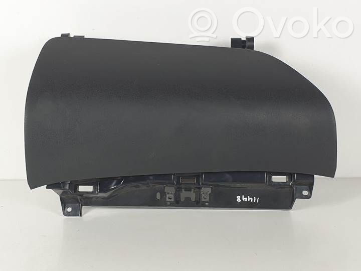 Daiktadėžė   685603VV0A,684003VU0A,684003VU0A