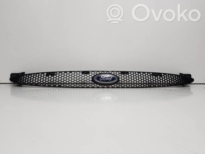 Front grill   95AB8200B2D