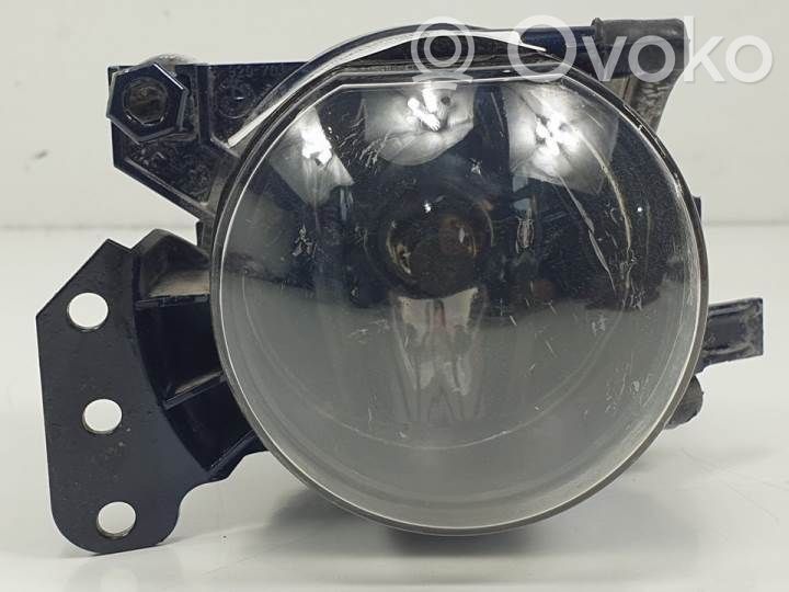 Miglas lukturis priekšā   6920703,6161100000