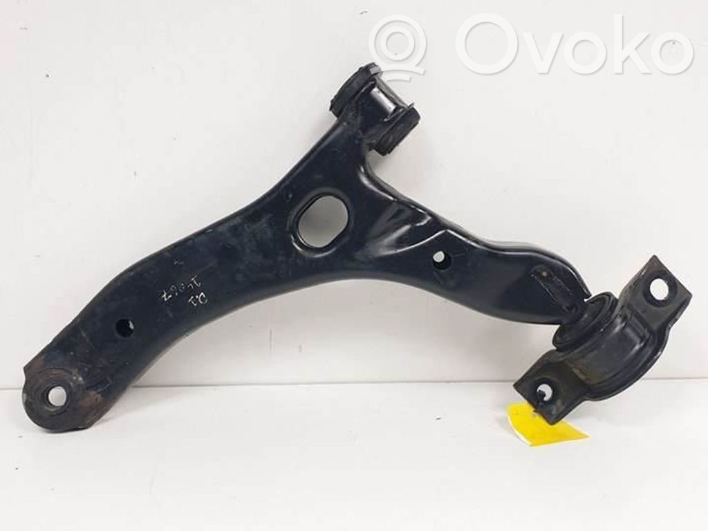 Front control arm   2TT43051BG