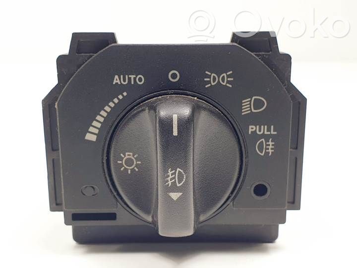 Interrupteur d’éclairage   XR8311654