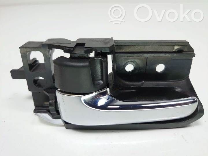 Toyota Avensis T250 Maniglia interna per portiera posteriore