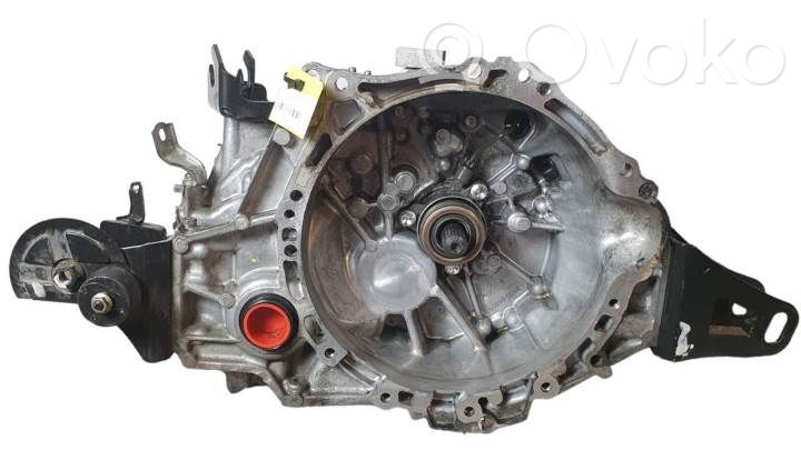 Toyota Avensis T270 Manual 5 speed gearbox 