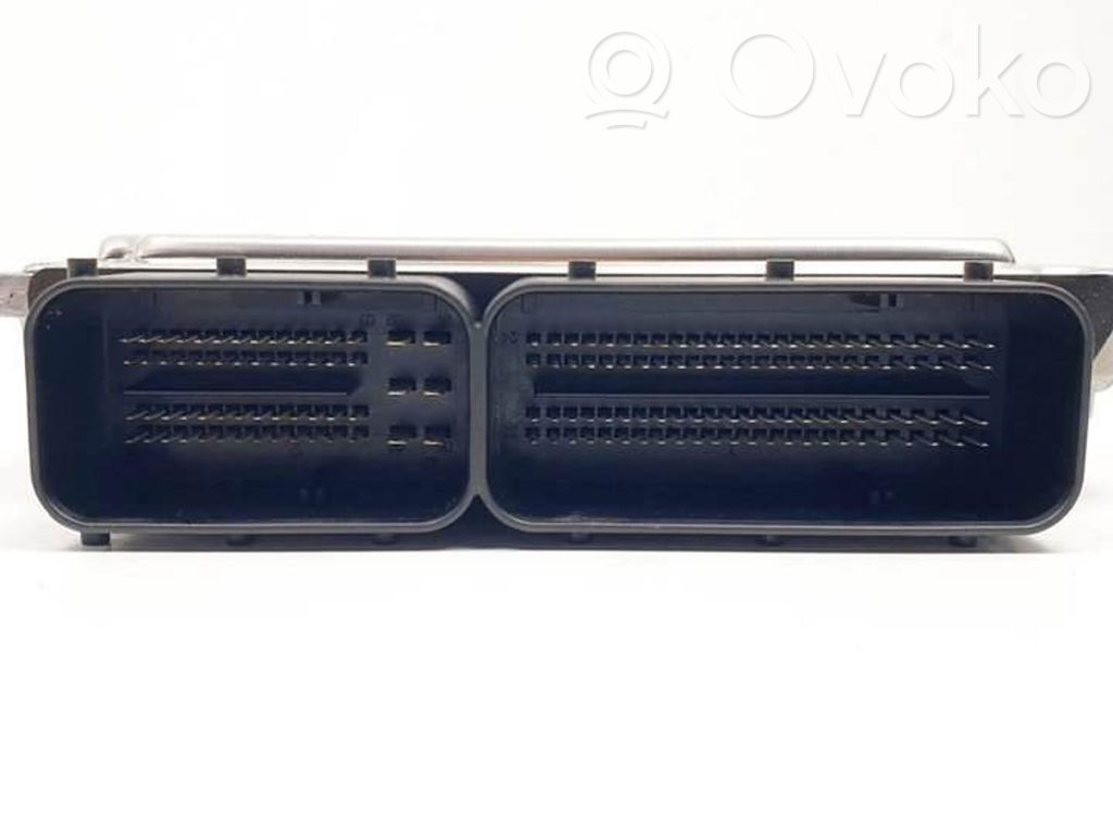 BMW 3 F30 F35 F31 Moottorin ohjainlaite/moduuli 