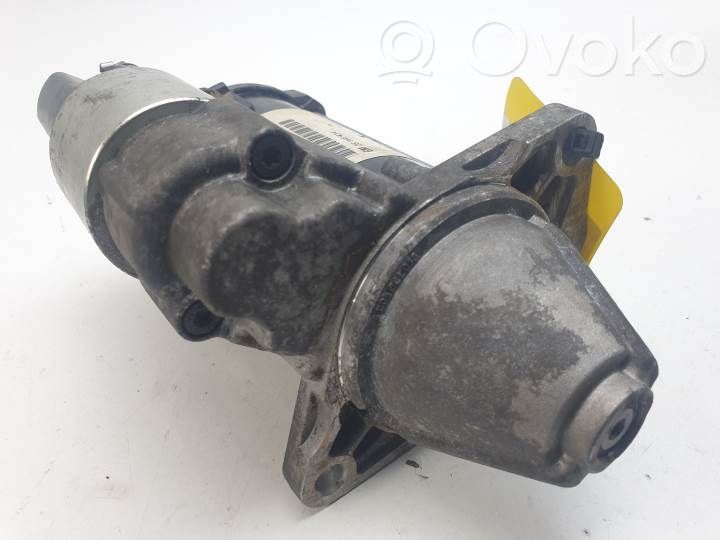 Rozrusznik   25198414