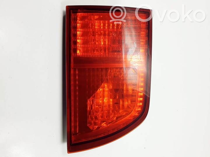 SsangYong Kyron Takaluukun takavalot 