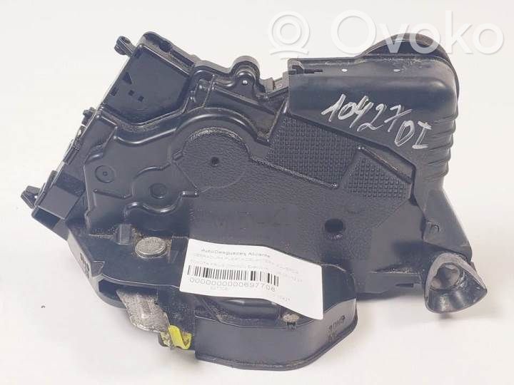 Toyota Prius (NHW20) Serratura portiera anteriore