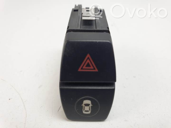 BMW 2 F45 Comutator lumini pericol 