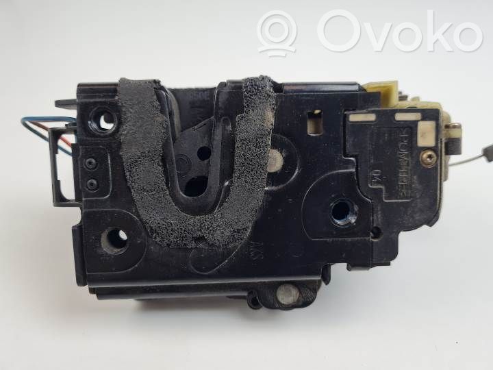 Volkswagen Polo IV 9N3 Încuietoare ușă față 
