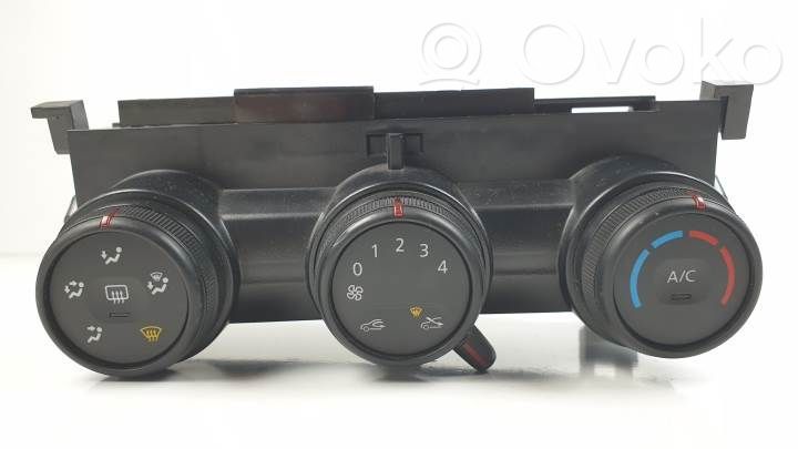 Dacia Duster II Climate control unit 