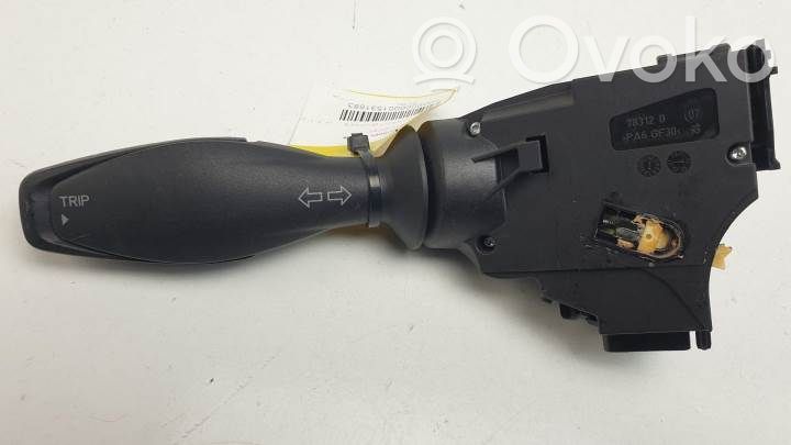 Commodo de clignotant   J7BT13335BA