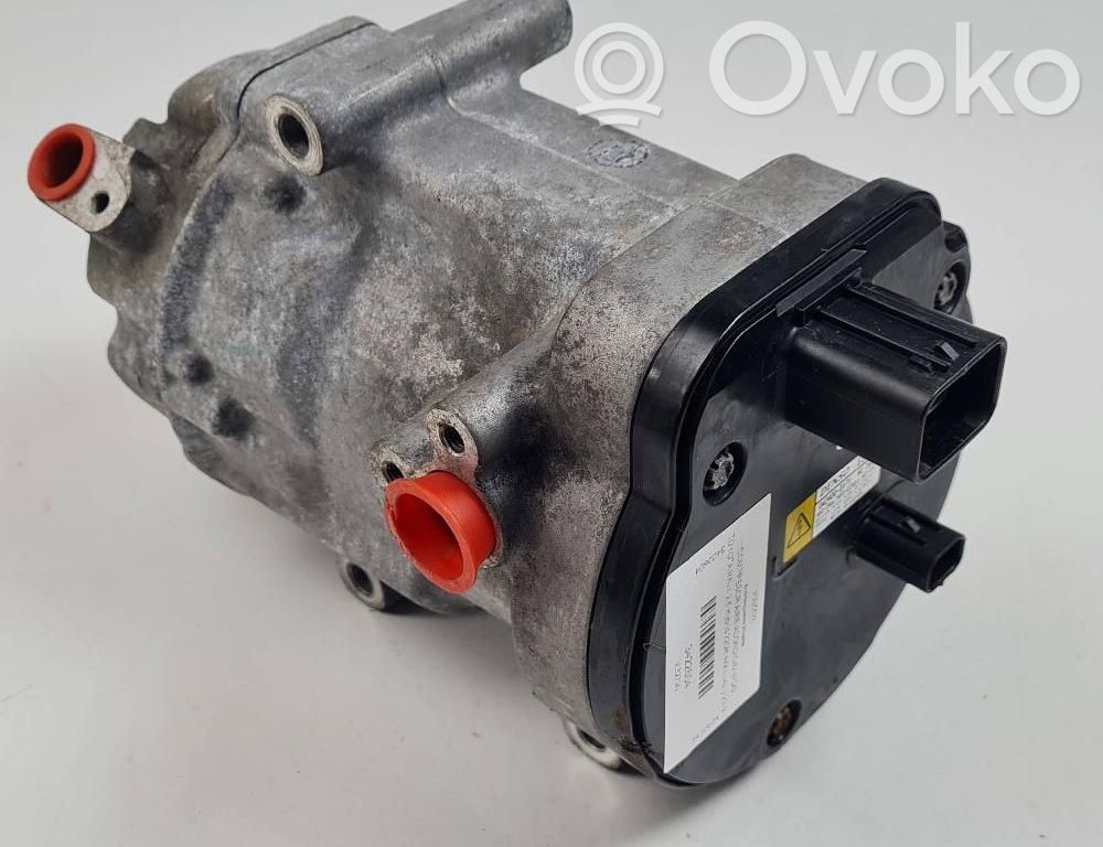 Toyota RAV 4 (XA50) Compressore aria condizionata (A/C) (pompa)
